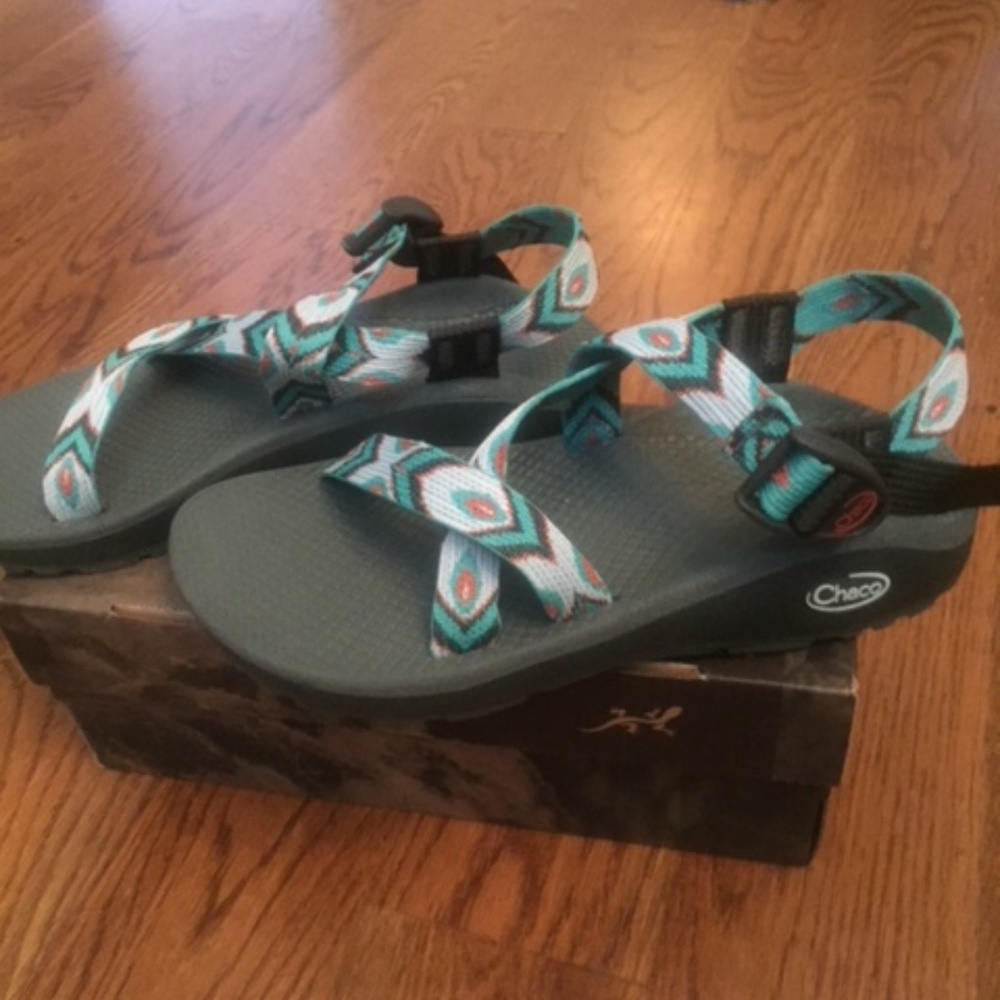 Women’s Chaco’s Brand New Size 6